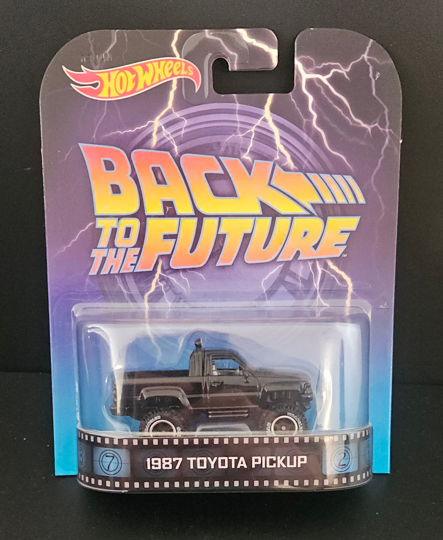 Hot Wheels Retro - Back To The Future - 1987 Toyota Hilux