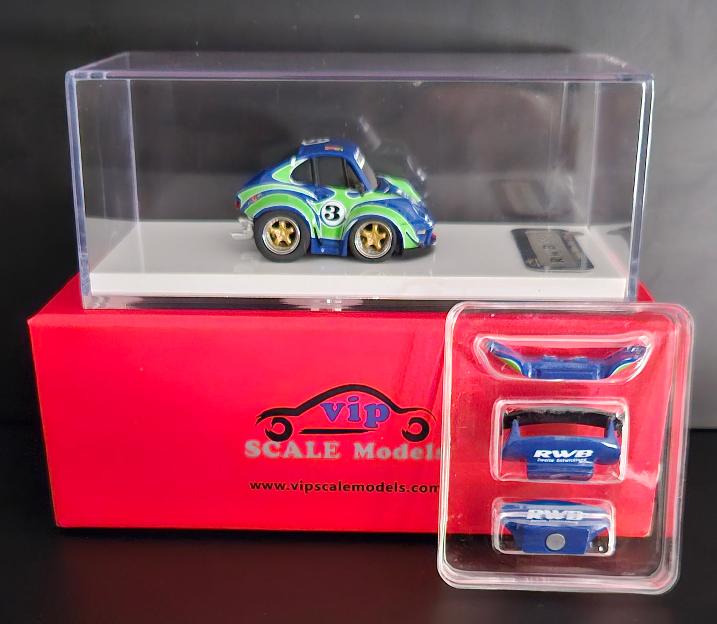 V.I.P Scale Models Porsche RWB 993 with Interchangeable Parts - Blue