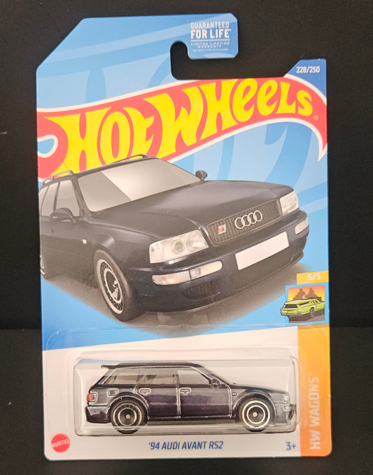 Hot Wheels Super Treasure Hunt - '94 Audi Avant RS2