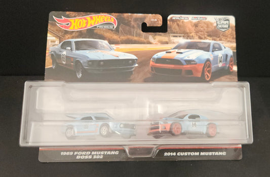 Hot Wheels Twin Pack - 1969 Ford Mustang Boss 302 / 2014 Ford Mustang